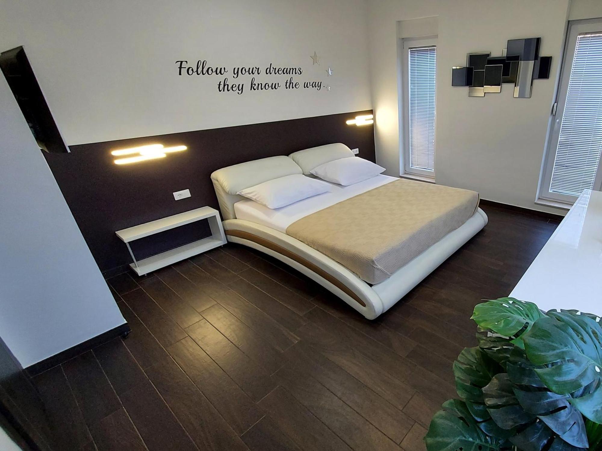 Apartment Sunny Spell Zadar Ngoại thất bức ảnh